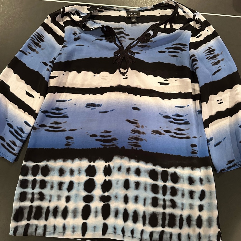 Nicole Blue and Black Patterned Blouse